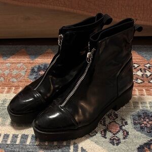 Zara Black Combat Boots with Zipper